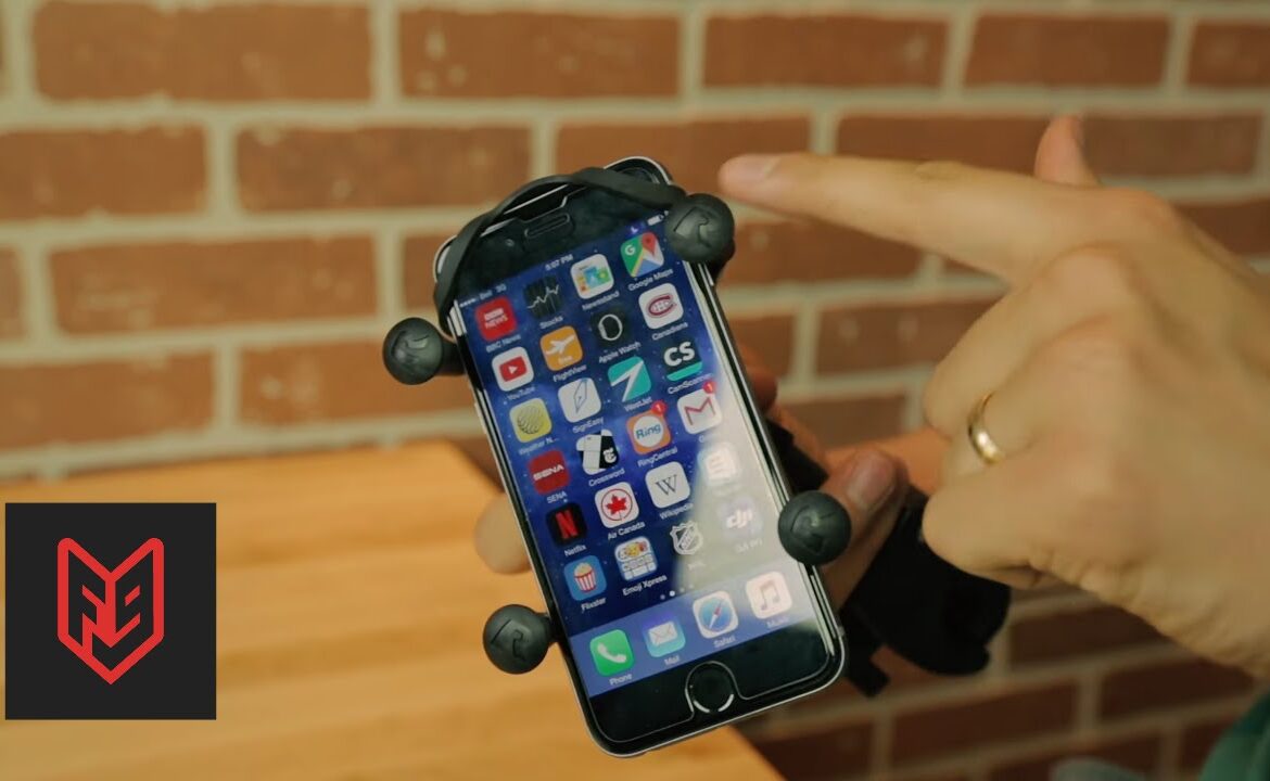Best Motorcycle Cell Phone Mounts 1 maxresdefault 28